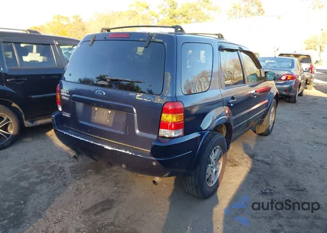 2004 Ford Escape Limited z USA, uszkodzony, nr VIN 1FMCU941X4KB19026